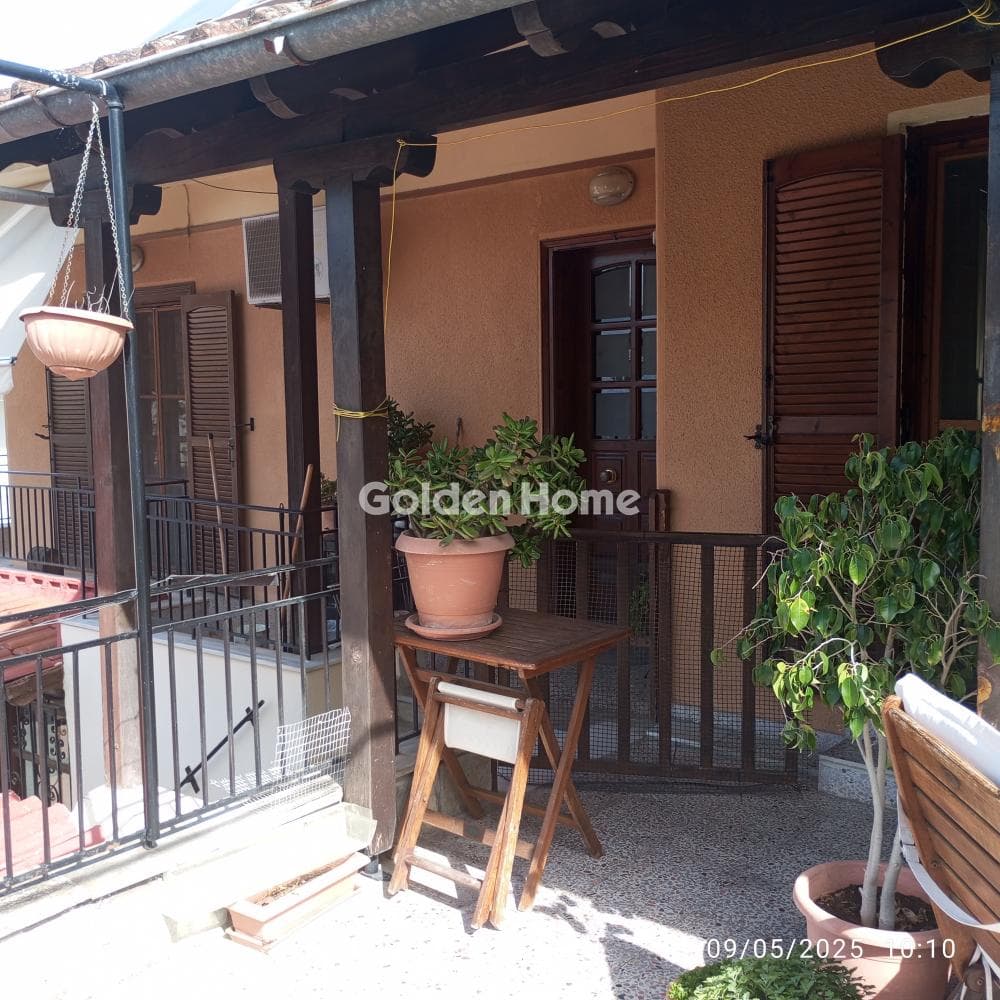 House in Trilofo, Mikra — Photo 1 of 13