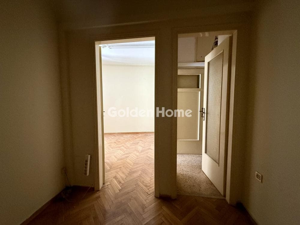 Apartment in Omonoia, Kentro — Photo 6 of 11
