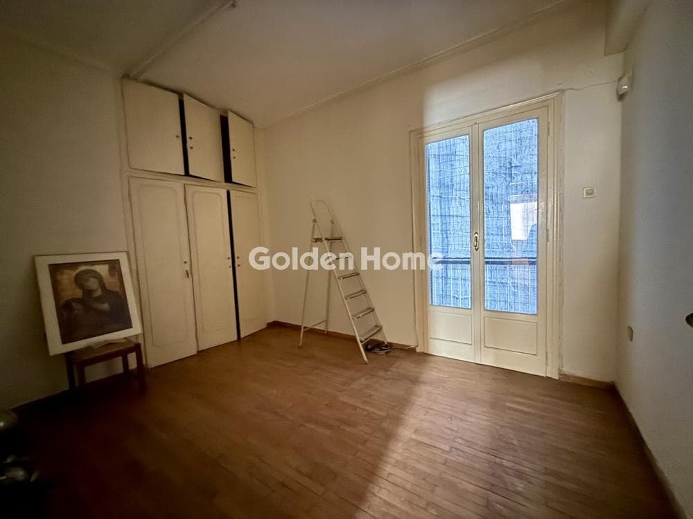 Apartment in Omonoia, Kentro — Photo 9 of 11
