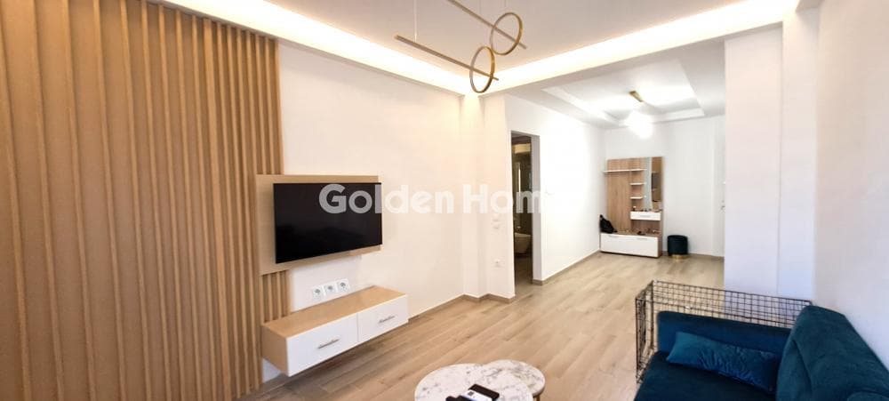 Apartment in Kaminia, Piraeus — Photo 1 of 19