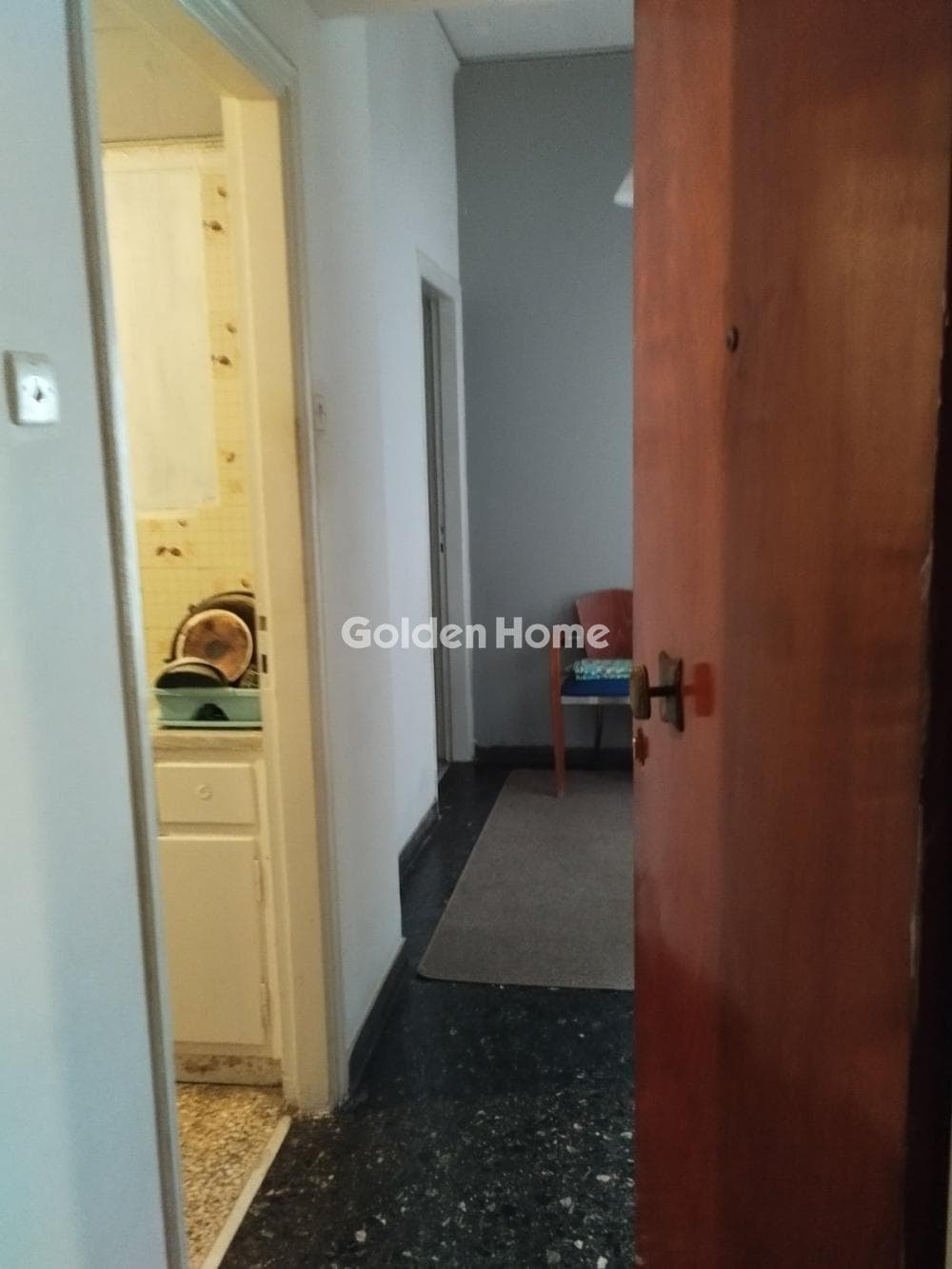 Apartment in Evaggelistria, Piraeus — Photo 3 of 11