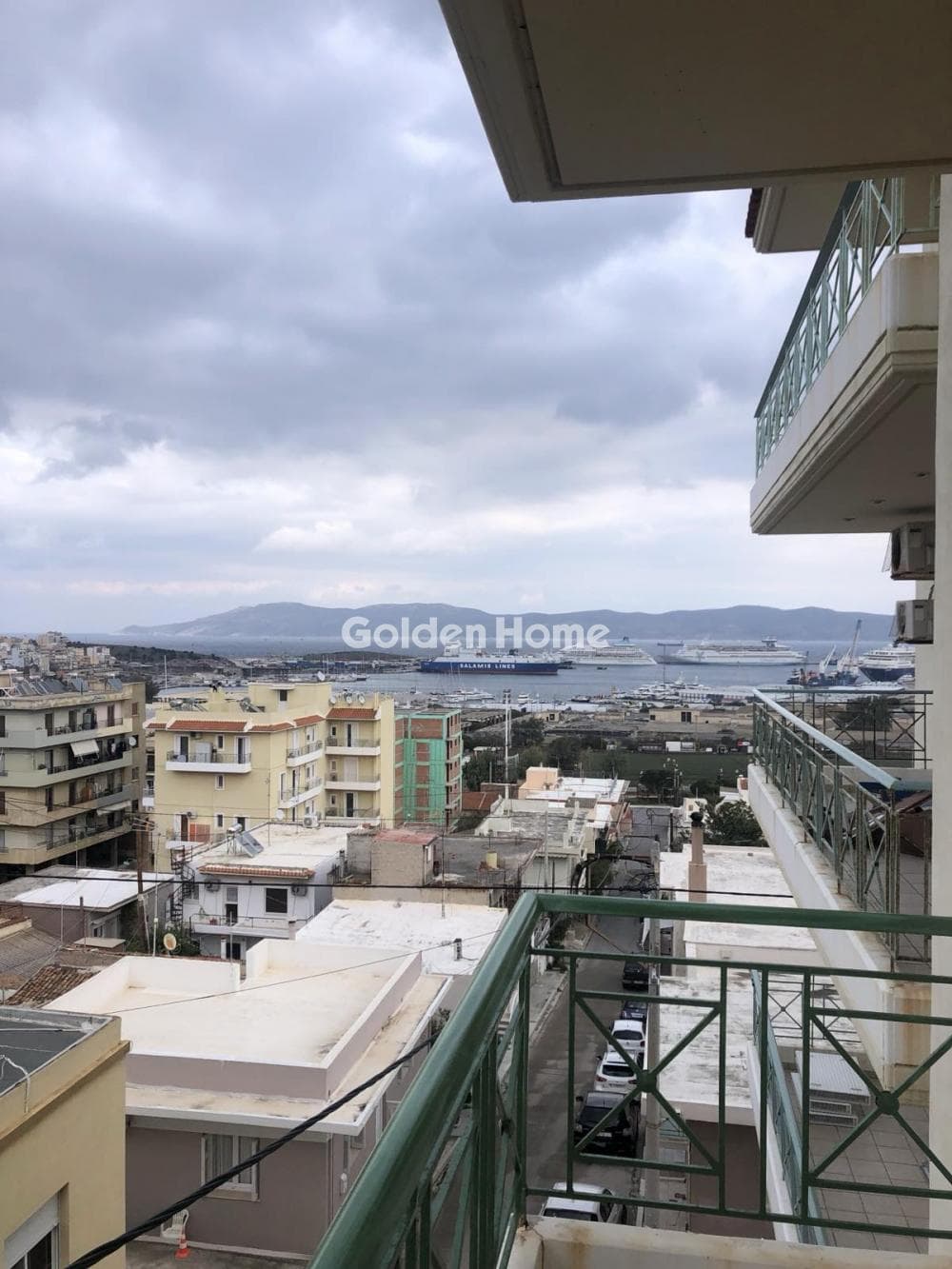 Apartment in Center, Lavrio — Photo 1 of 8