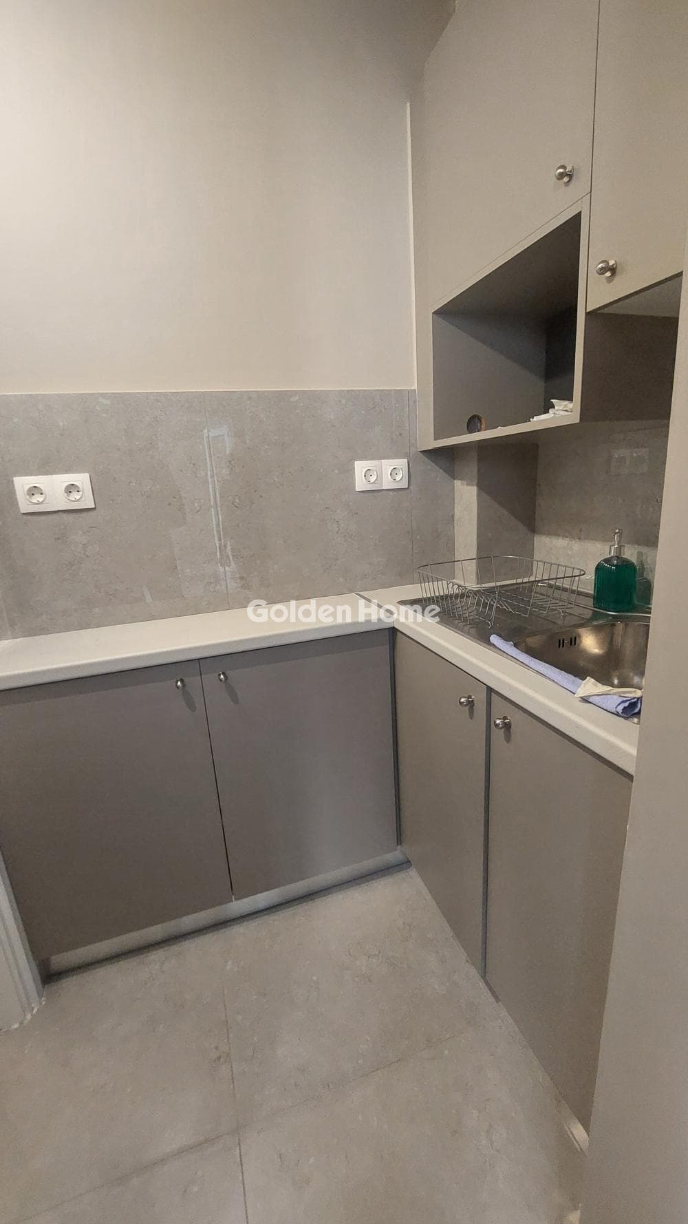 Γραφείο στην Πλατεία Κάνιγγος, Εξάρχεια - Νεάπολη — Φωτογραφία 12 από 15