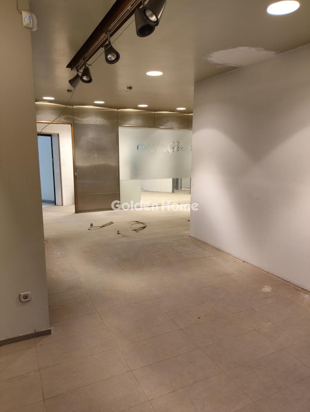 Κατάστημα στην Λαμπρινή, Γαλάτσι — Φωτογραφία 7 από 14