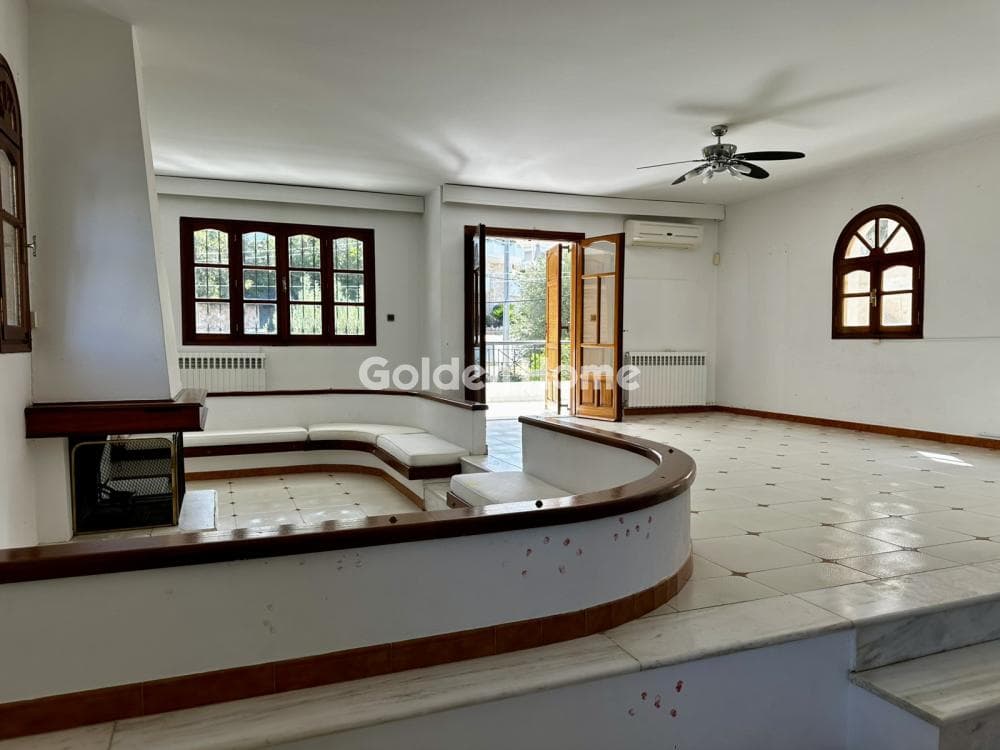 House in Dikigorika, Voula — Photo 2 of 25