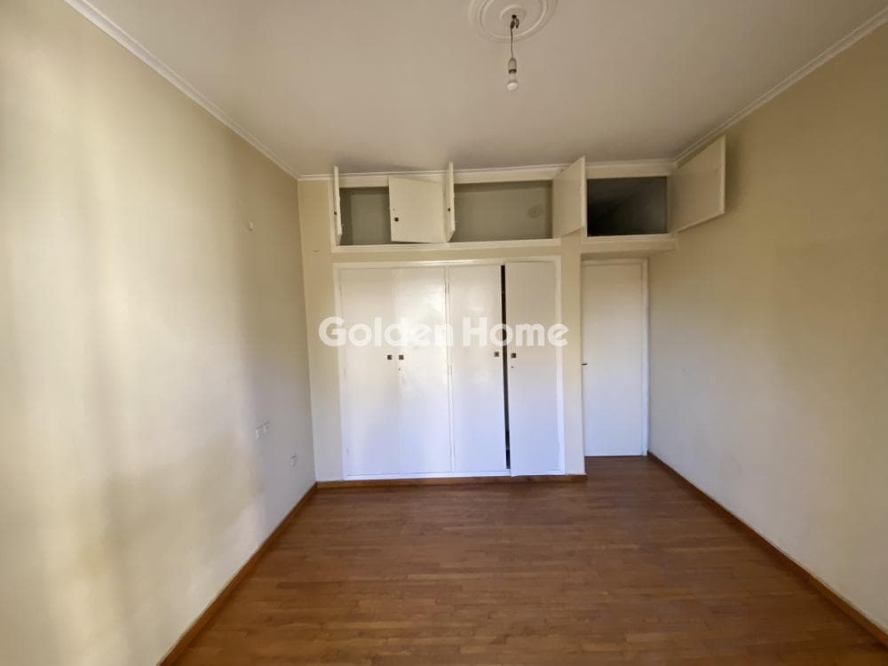 Apartment in Ravenia, Attiki — Photo 6 of 9
