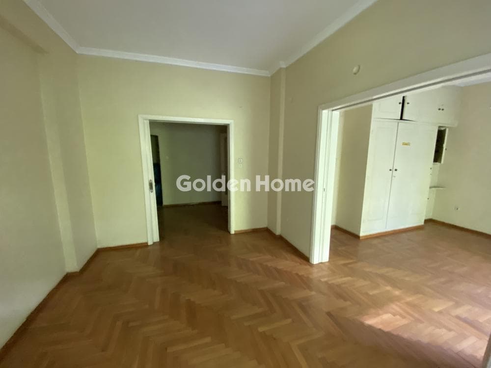 Apartment in Ravenia, Attiki — Photo 2 of 9