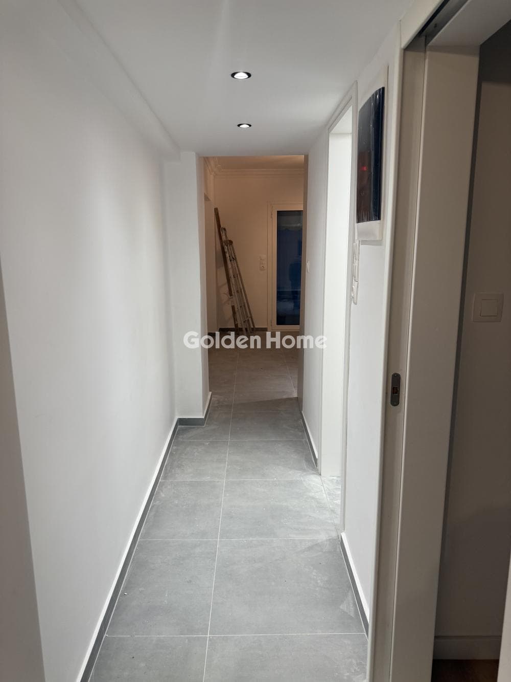 Apartment in Elinoroson, Goudi — Photo 40 of 40
