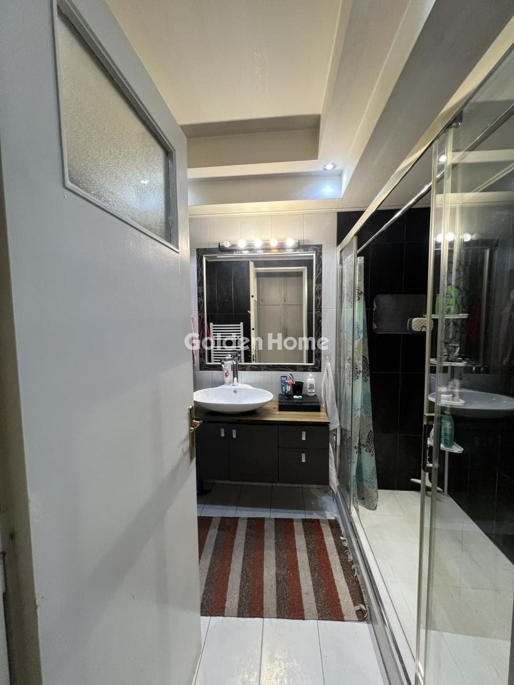 Apartment in Profitis Ilias, Piraeus — Photo 23 of 24