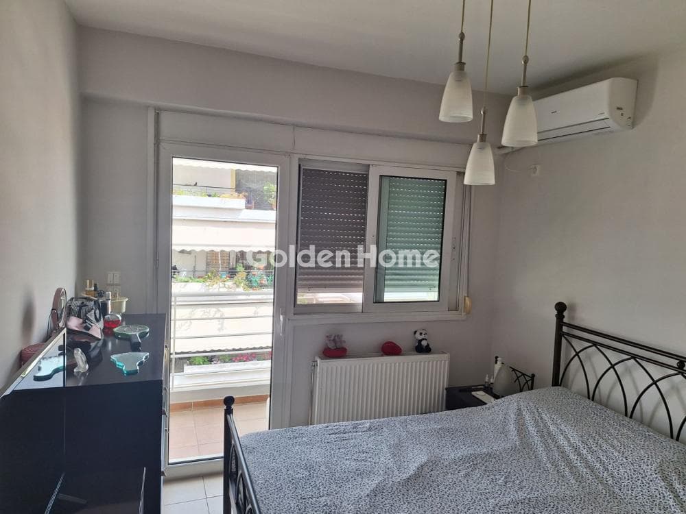 Apartment in Aspra Chomata, Nikaia — Photo 12 of 21