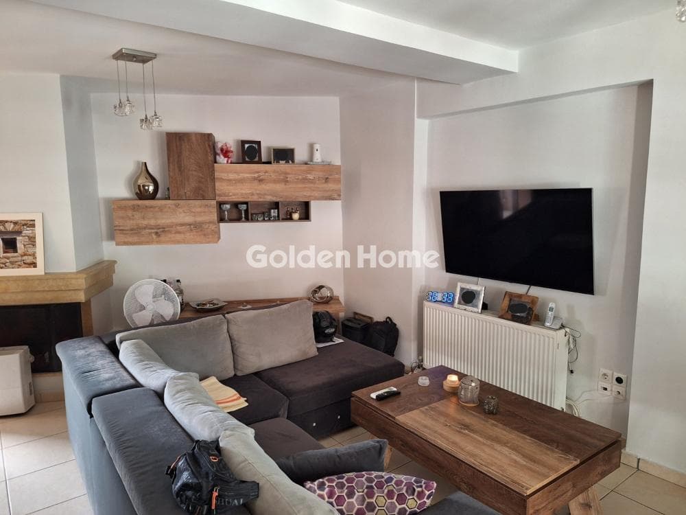 Apartment in Aspra Chomata, Nikaia — Photo 5 of 21