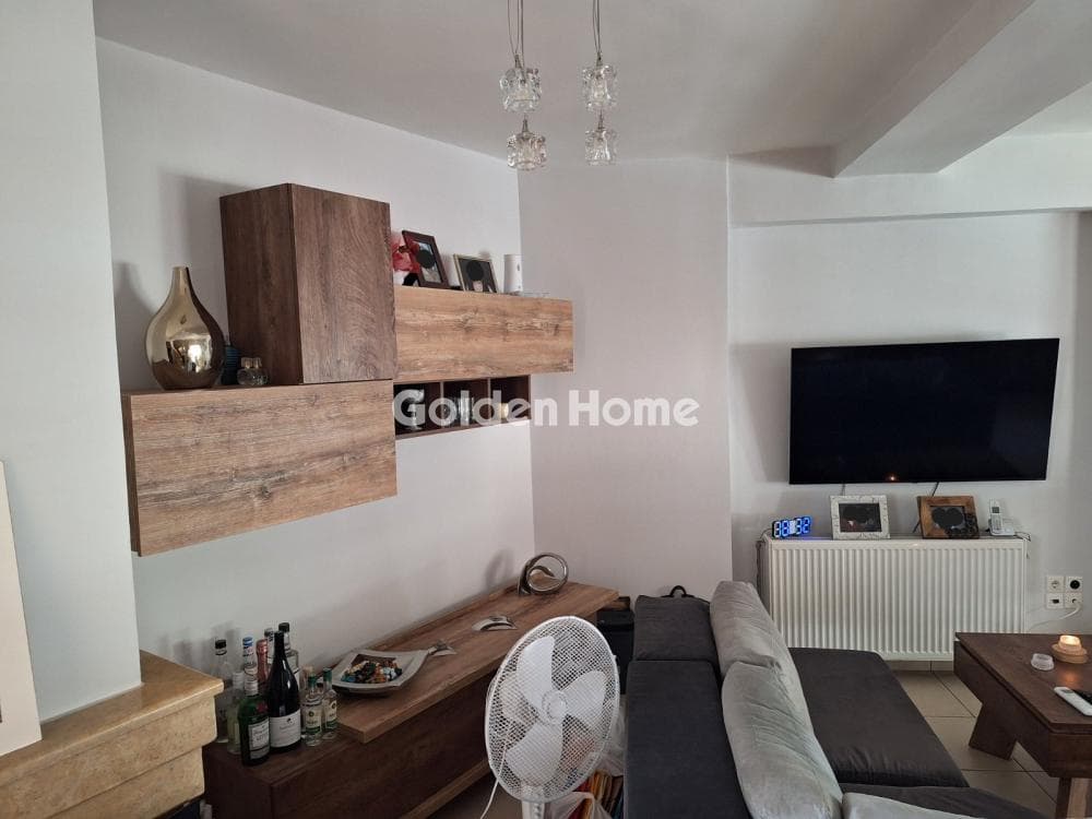 Apartment in Aspra Chomata, Nikaia — Photo 4 of 21