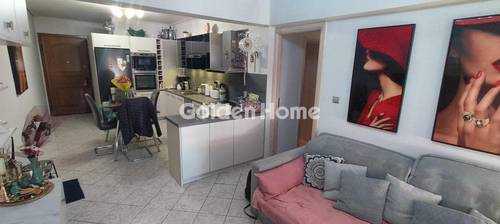 Apartment in Kaminia, Piraeus — Photo 7 of 30