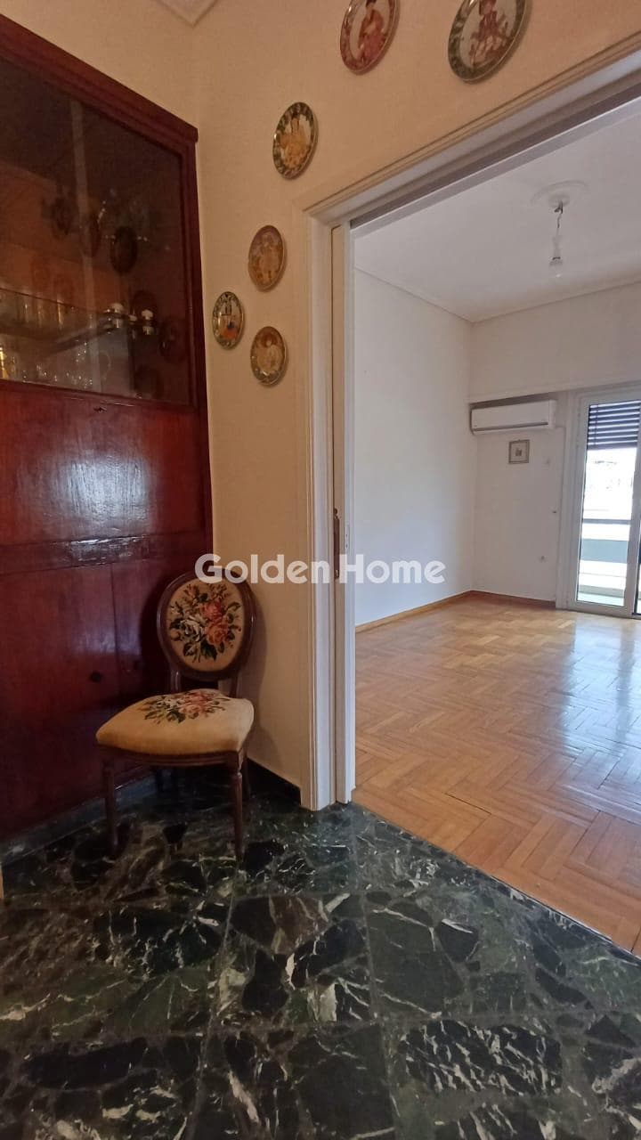 Apartment in Pasalimani, Piraeus — Photo 2 of 21