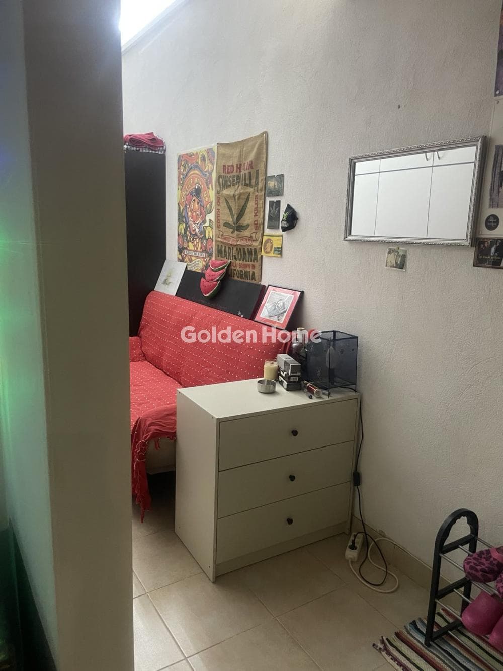 Apartment in Aspra Chomata, Nikaia — Photo 3 of 4