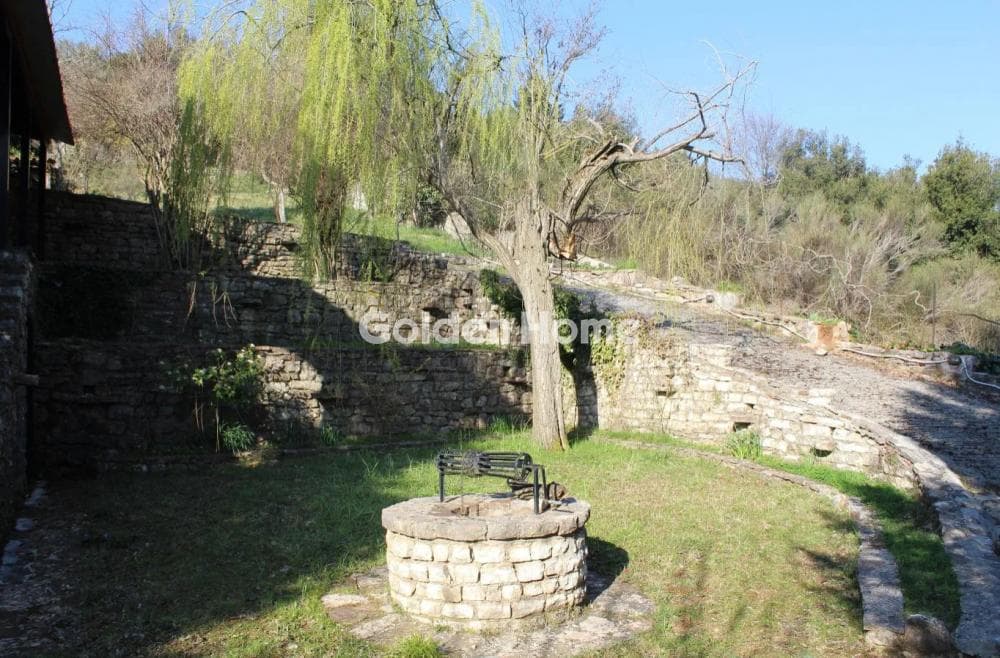 House in Milos, Kalavrita — Photo 17 of 22