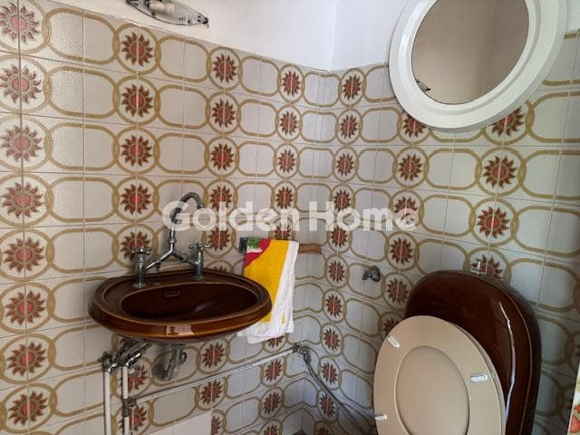 Retail Store in Kastritsa, Nea Erithraia — Photo 10 of 10