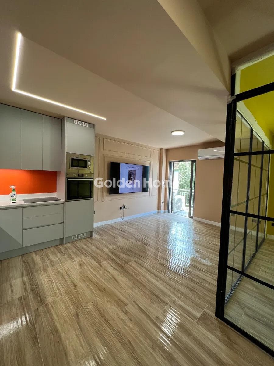 Apartment in akadimia Platonos, Kolonos - Kolokinthous — Photo 2 of 18