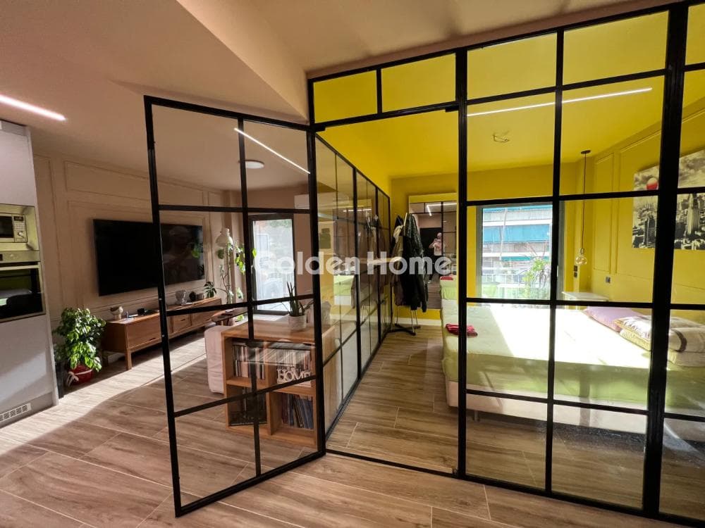 Apartment in akadimia Platonos, Kolonos - Kolokinthous — Photo 1 of 18