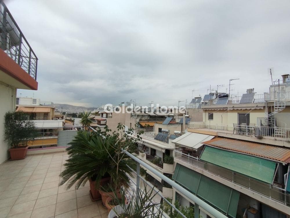Apartment in Kato Petralona, Petralona — Photo 3 of 17