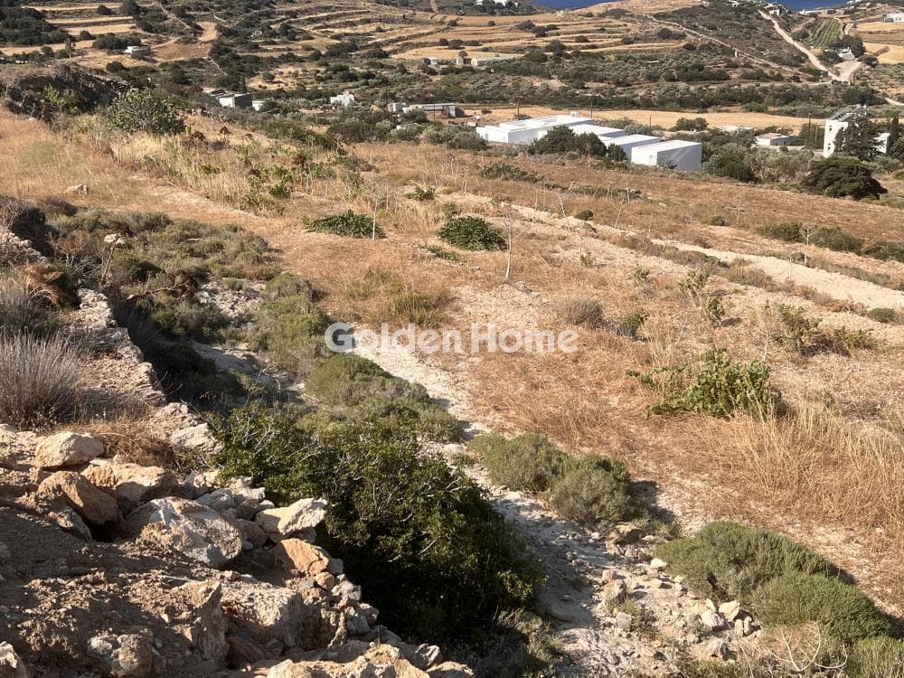 Parcel in Kamari, Paros — Photo 3 of 4