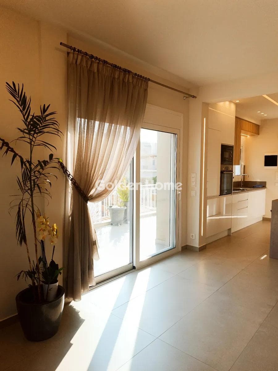 Apartment in Petralona, Petralona — Photo 2 of 25