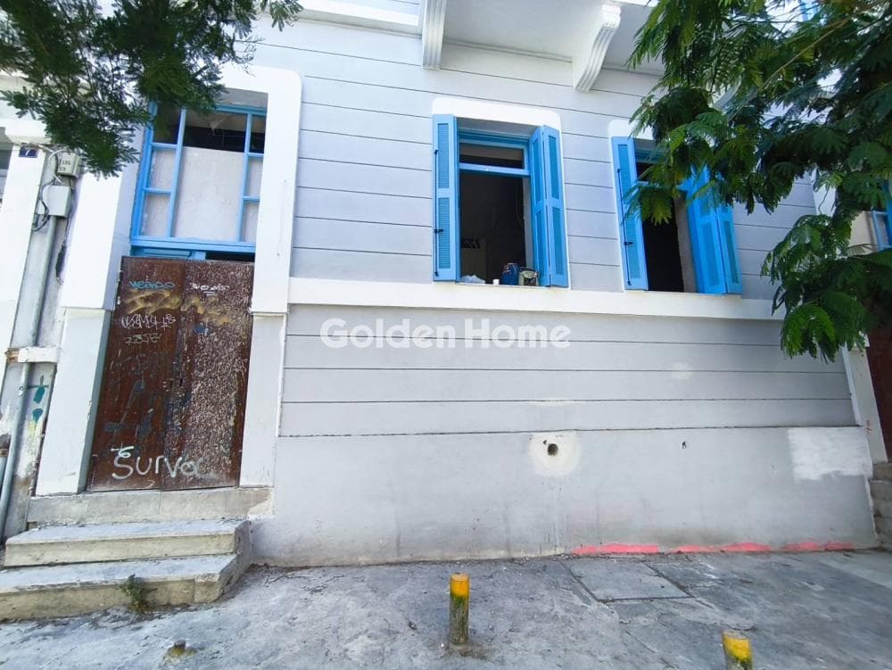 House in Thiseio, Historic Center — Photo 2 of 2