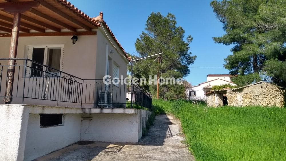 House in Center, Poros — Photo 13 of 20