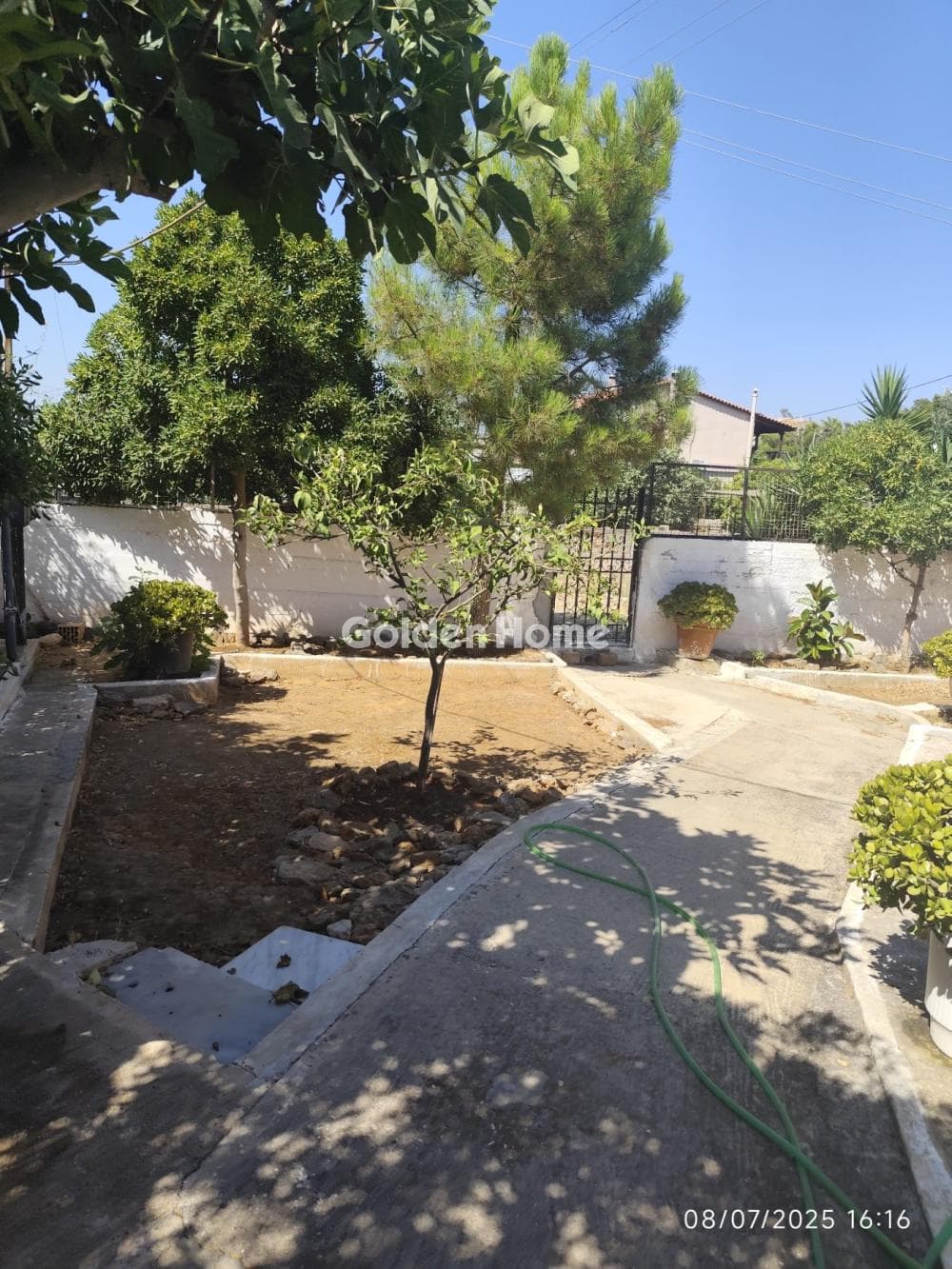 House in Neapoli, Spata — Photo 1 of 12