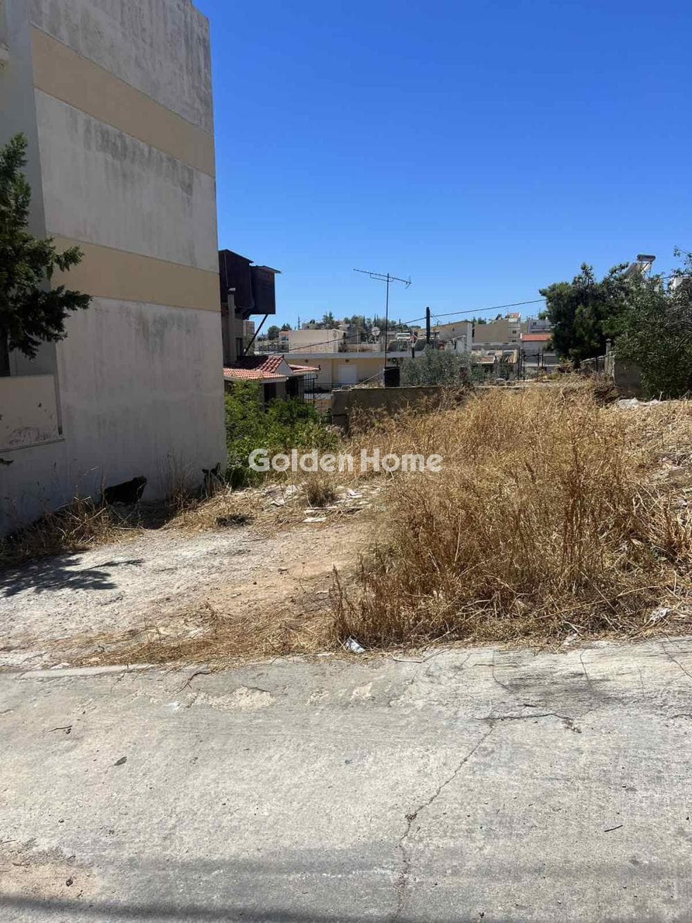Οικόπεδο στην Τέρμα Καραβά, Κορυδαλλός