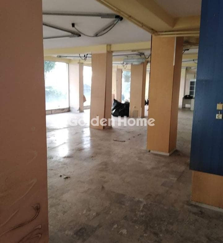 Κατάστημα στην Αγία Σοφία, Πάτρα — Φωτογραφία 2 από 8