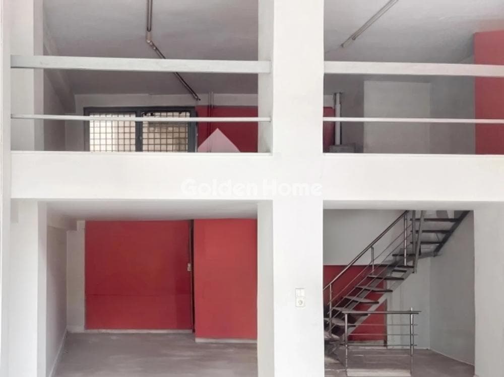 Retail Store in Agios Ioannis, Neos Kosmos — Photo 2 of 3