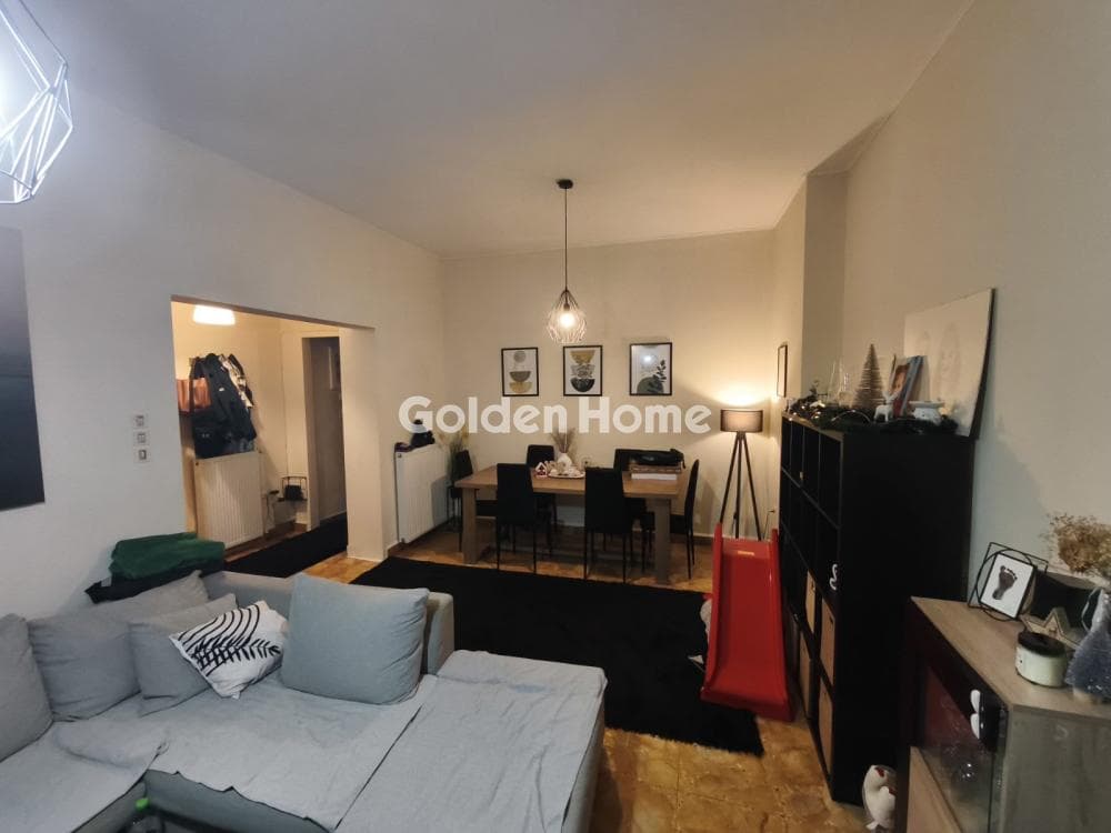 Apartment in Agia Sofia, Piraeus — Photo 3 of 14