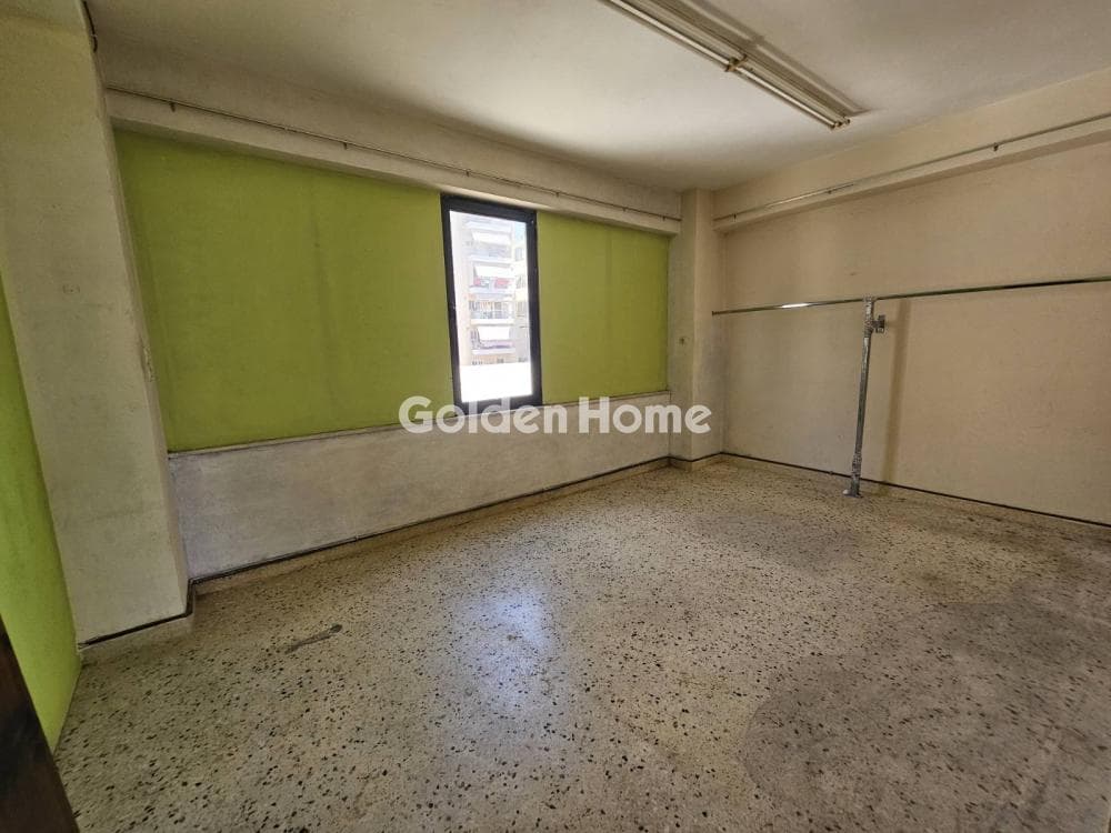 Office in Agia Sofia, Piraeus — Photo 8 of 19
