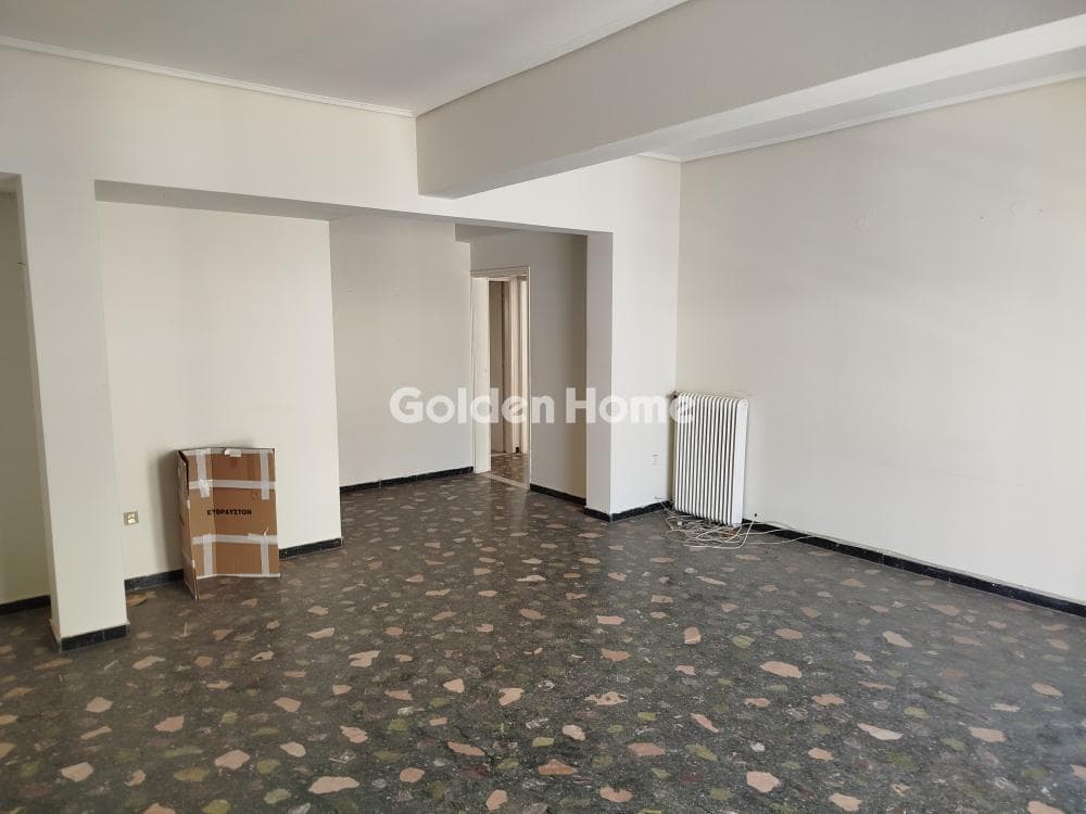Apartment in Orio Agias Varvaras, Koridallos — Photo 3 of 17