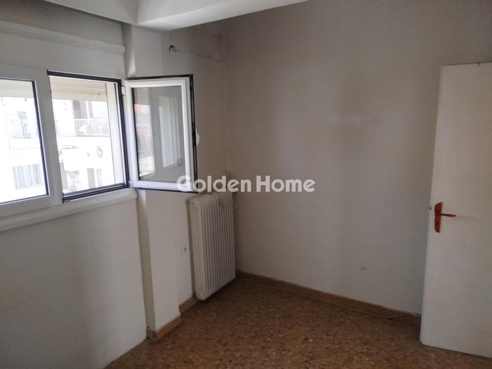 Apartment in Orio Agias Varvaras, Koridallos — Photo 7 of 17