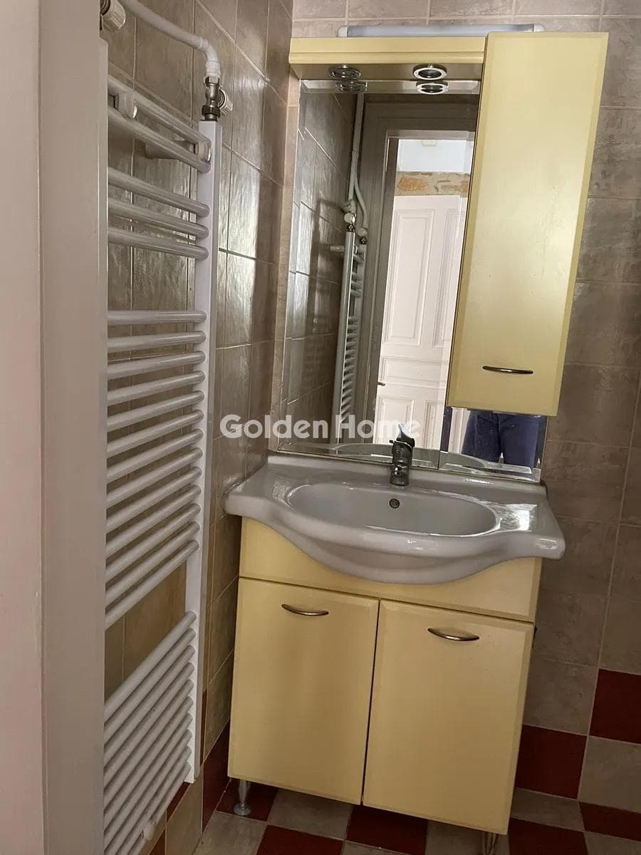 Apartment in Strefi, Exarchia - Neapoli — Photo 15 of 18
