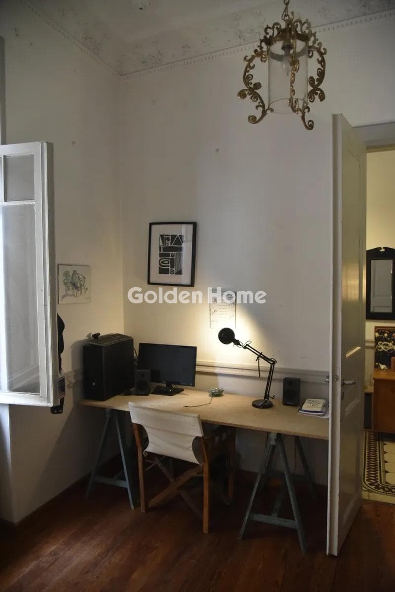 Apartment in Strefi, Exarchia - Neapoli — Photo 2 of 10