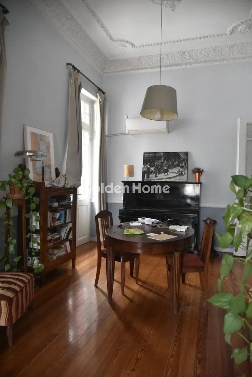 Apartment in Exarcheia, Exarchia - Neapoli — Photo 1 of 13
