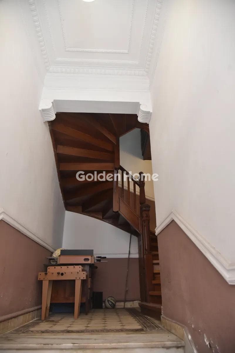 Apartment in Exarcheia, Exarchia - Neapoli — Photo 10 of 13