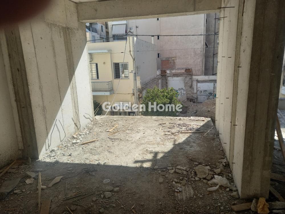Apartment in Chatzikiriakeio, Piraeus — Photo 5 of 6