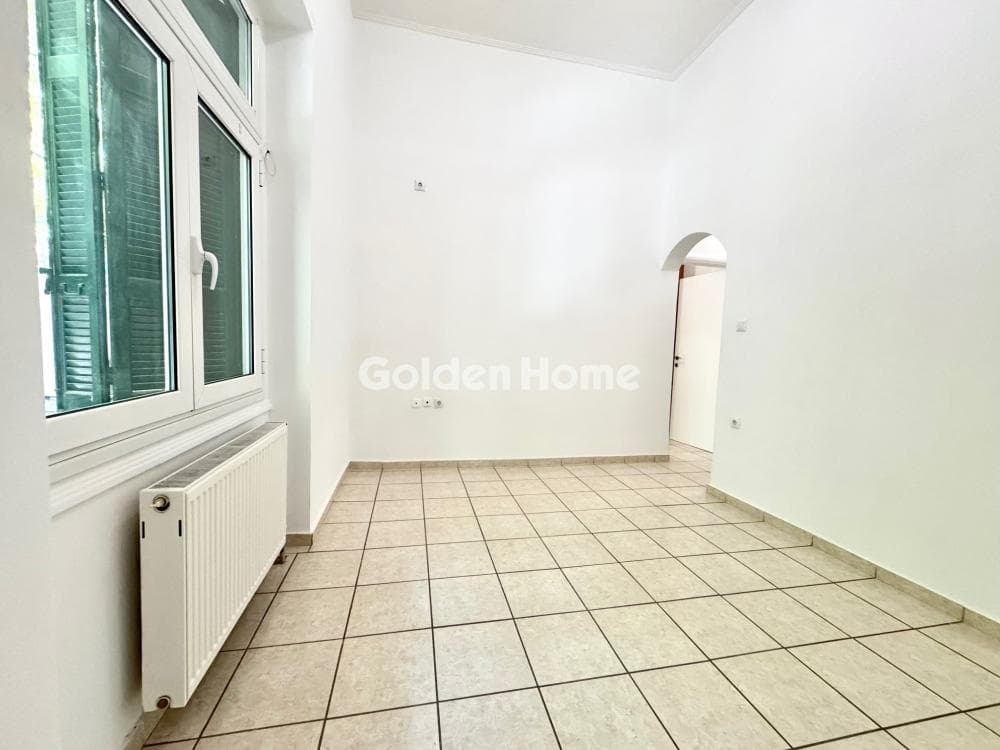 Apartment in Evelpidon, Poligono - Tourkovounia — Photo 1 of 16