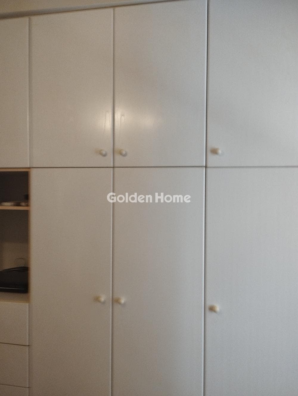 Apartment in Agios Ioannis Chrisostomos, Nikaia — Photo 3 of 12