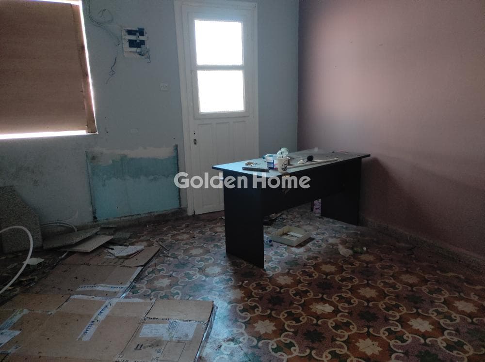 Apartment in Aspra Chomata, Nikaia — Photo 3 of 12