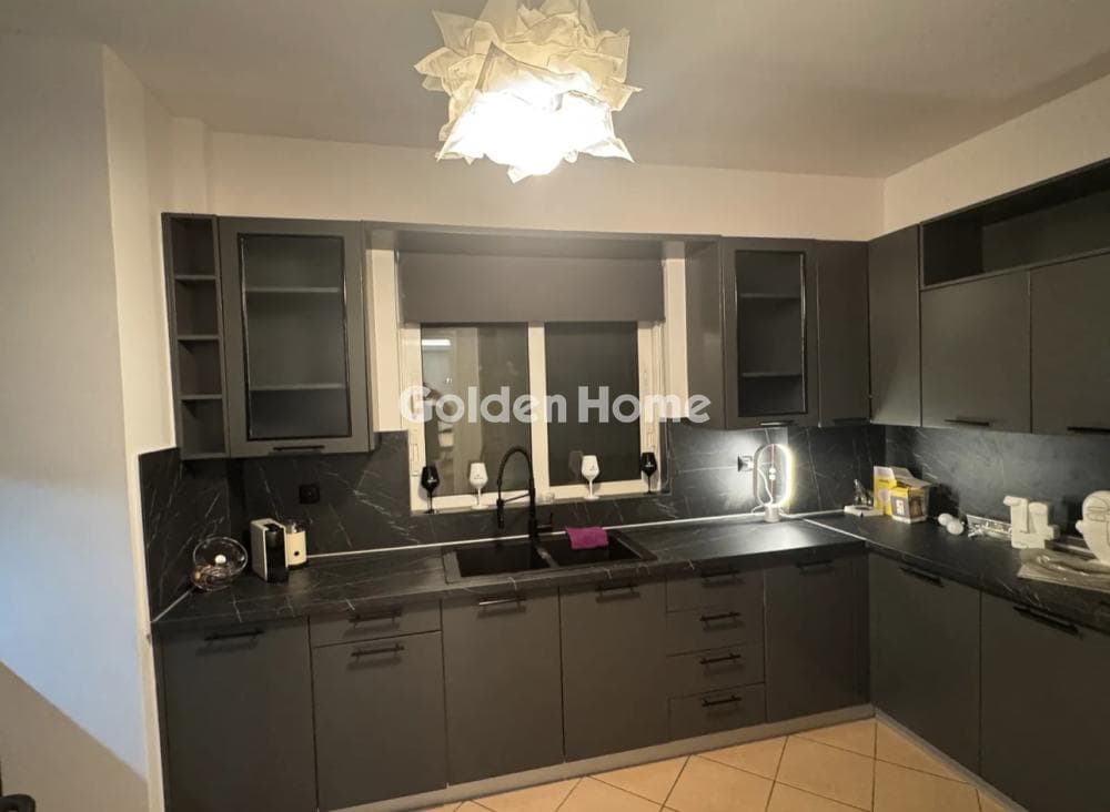 Apartment in Trocadero, Palaio Faliro — Photo 6 of 10