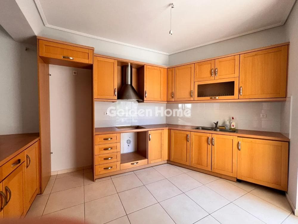 Apartment in Saframpoli, Nea Ionia — Photo 2 of 21