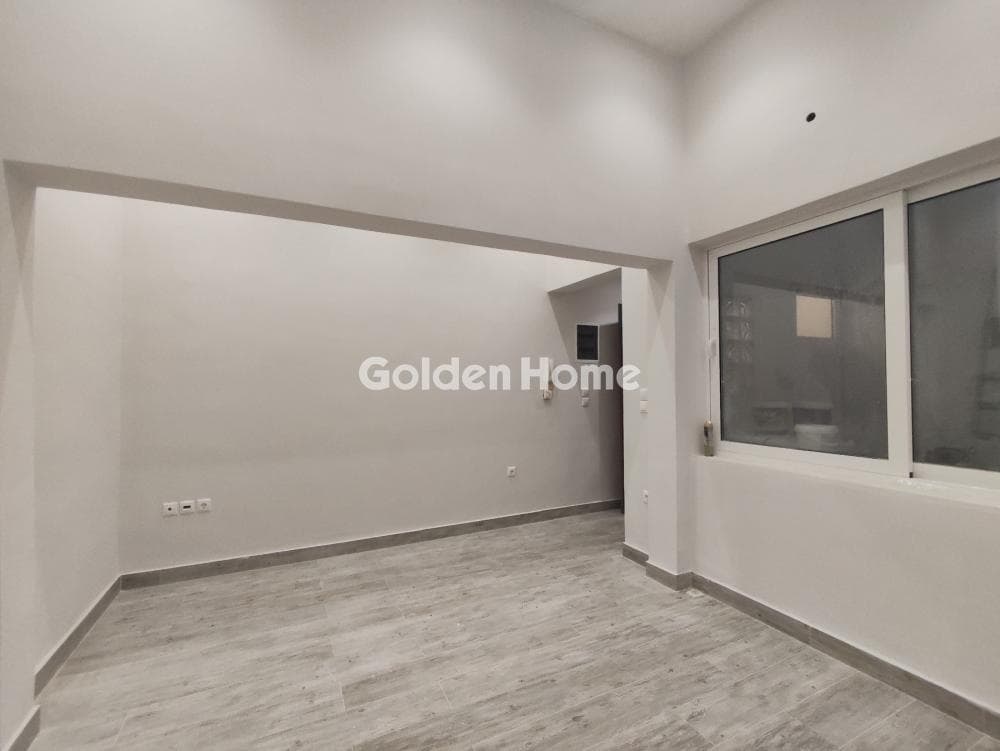 Apartment in Chatzikiriakeio, Piraeus — Photo 5 of 12
