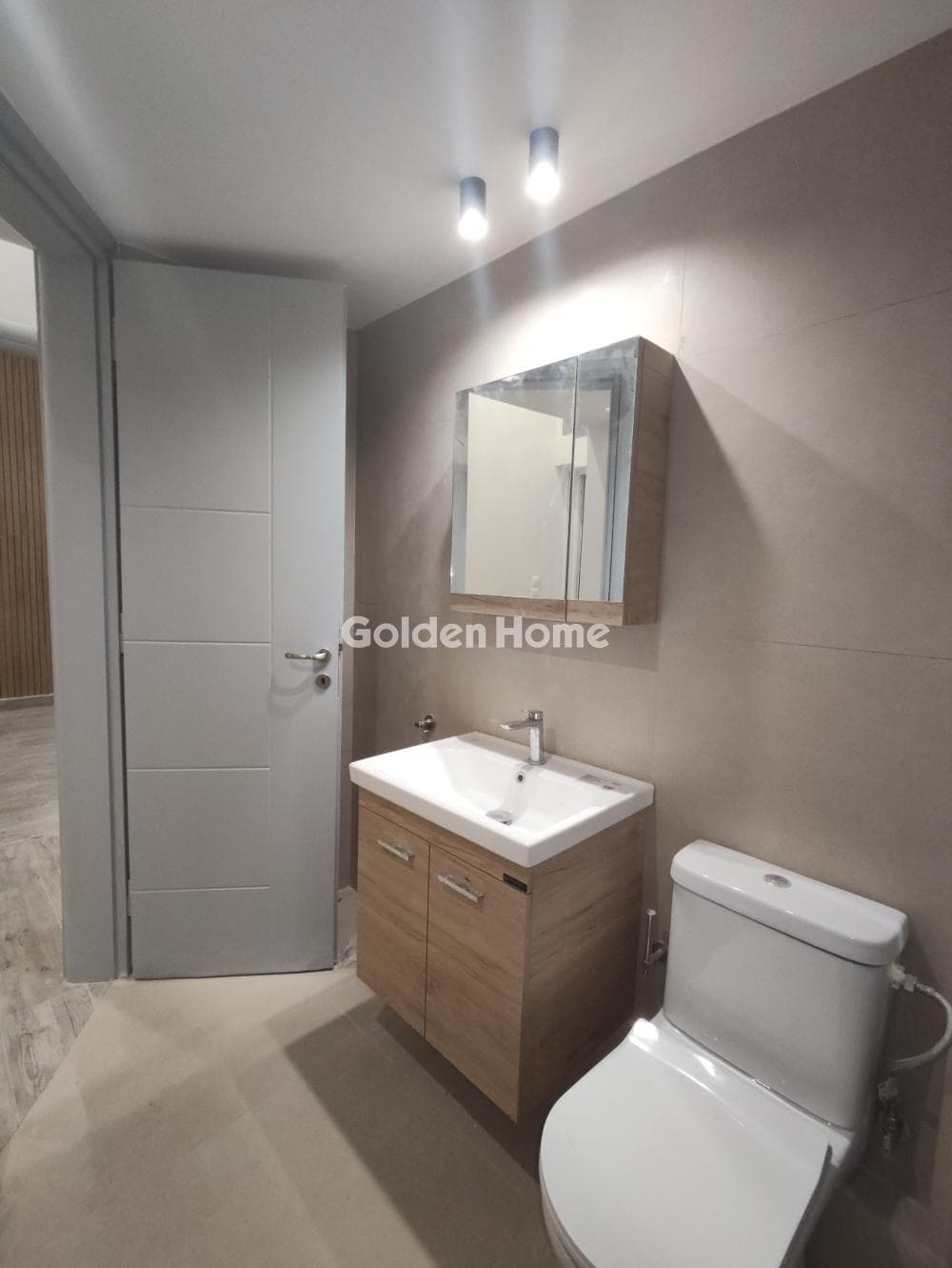 Apartment in Chatzikiriakeio, Piraeus — Photo 10 of 12