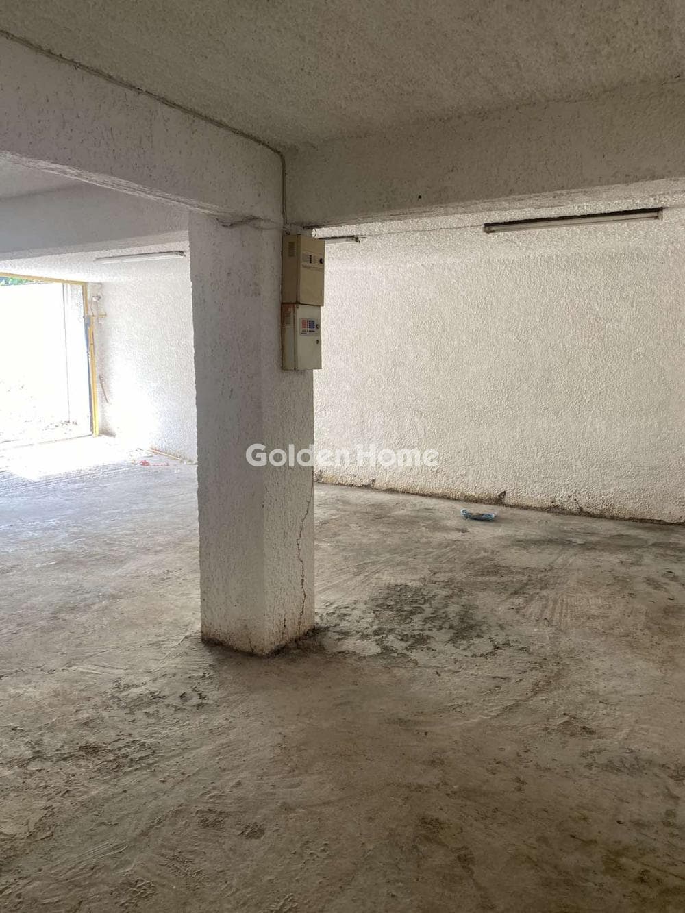 Χώρος Στάθμευσης στην Κόκκινος Μύλος, Νέα Φιλαδέλφεια — Φωτογραφία 2 από 7