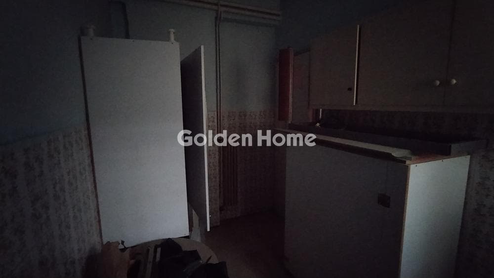 Apartment in Osios Loukas, Patisia — Photo 8 of 10